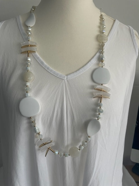 Kaci Beaded Detail Necklace - LB Boutique