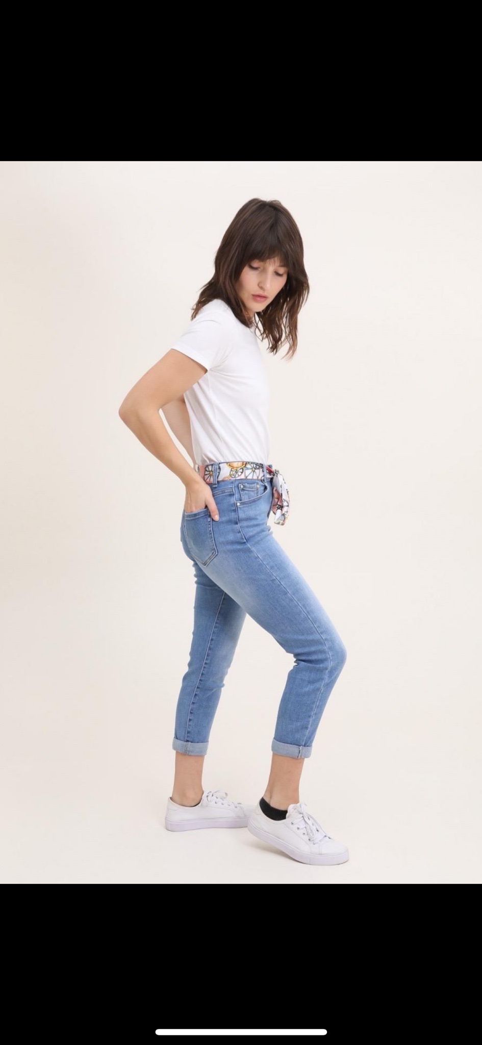 Carly G-Smack Mom Fit Jeans